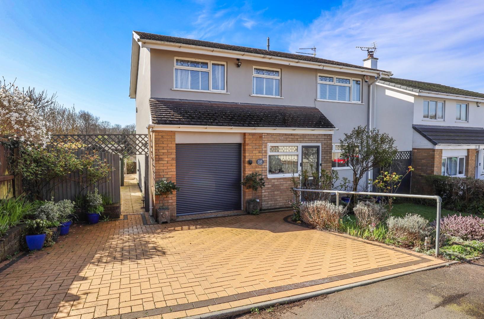 Elms Park, Miskin, Pontyclun